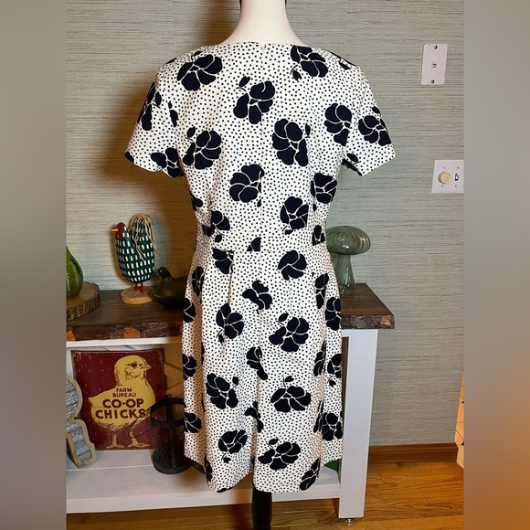 Boden Sierra Primrose White Navy Blue Floral Polka Dot Knee Length Dress Sz 10 - Picture 5 of 9